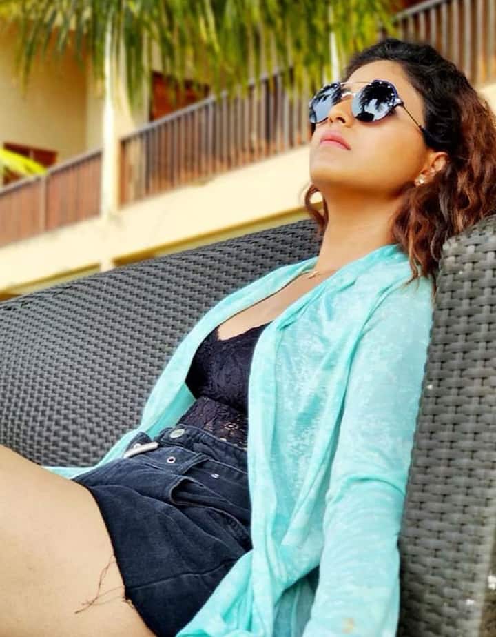 Anjali Pics: ఎన్నడూ లేనంతగా అందాలు ఆరబోసిన అంజలి.. ఫొటోలు వైరల్ - Image Credit: Anjali/Instagram