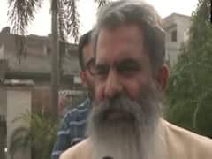 पंजाब के कैबिनेट मंत्री ने प्रदूषण को बताया वैश्विक मामला, लुधियाना में पराली जलाते हुए दिखे किसान