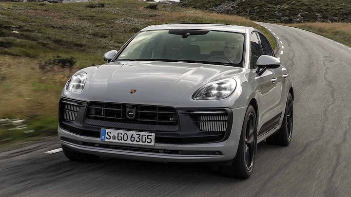 Porsche Macan Facelift: Porsche ਸਿਰਫ Taycan EV ਹੀ ਨਹੀਂ ਸਗੋਂ Macan Facelift ਵੀ ਲਾਂਚ ਕਰੇਗੀ। ਯਾਨੀ Porsche ਭਾਰਤ 'ਚ ਇਕ ਨਹੀਂ ਸਗੋਂ 2 ਕਾਰਾਂ ਲਾਂਚ ਕਰੇਗੀ। ਇਸ ਕਾਰ 'ਤੇ ਵੀ 12 ਨਵੰਬਰ ਨੂੰ ਕਰੰਟ ਲੱਗੇਗਾ।