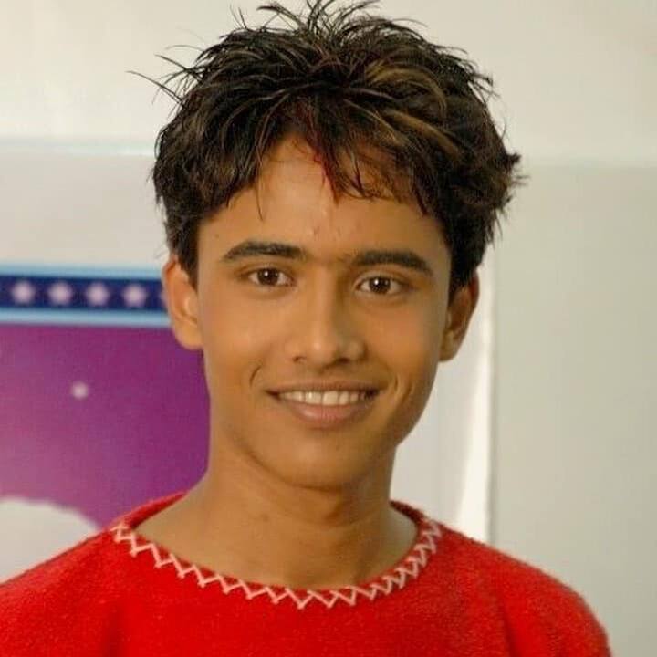 दिवाळीचा आनंद द्विगुणित करण्यासाठी आणि कोरोनाकाळातील नैराश्य दूर करण्यासाठी सुप्रसिद्ध गायक मंगेश बोरगांवकर आपल्या रसिकांसाठी एक खास सांगीतिक मेजवानी घेऊन आला आहे.(Photo:@MangeshBorgaonkarOfficial/FB)