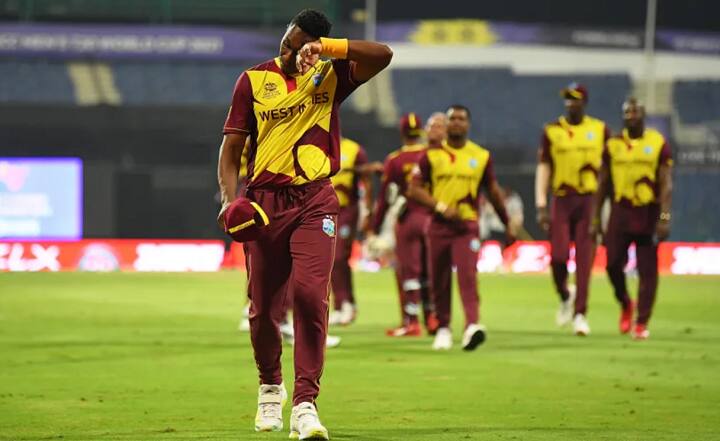 West indies player dwayne bravo to play his last t20i match today after he announced retirement Dwayne Bravo retirement:பிராவோவுக்கு இன்று கடைசி டி20 போட்டி.! இணையத்தில் வழியனுப்பும் சென்னை ரசிகர்கள்!!