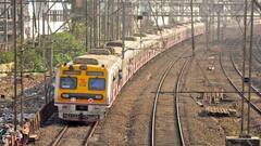 Purulia: প্রায় ৭ মাস বন্ধ থাকার পর পুরুলিয়ায় ফের চালু লোকাল ট্রেন| Bangla News