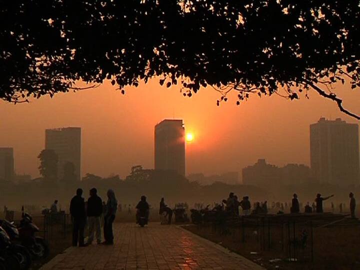 লেপ-কম্বল থেকে সোয়েটার বের করার দিন এল কাছে