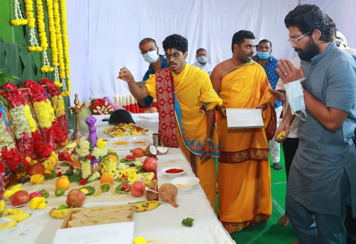 ప్రస్తుతం ఇక్కడ మాల్ నిర్మాణం పూర్తయ్యింది. ఇక మల్టిప్లెక్స్ నిర్మాణం ఒకటే మిగిలి ఉంది. ఈ సందర్భంగా ఇక్కడ పూజా కార్యక్రమాలు నిర్వహించారు.