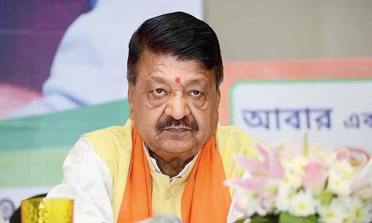 UP Election Kailash Vijayvargiya gave a statement regarding change of party leaders in Uttar Pradesh ANN यूपी बीजेपी में इस्तीफों की झड़ी पर कैलाश विजयवर्गीय का बड़ा बयान, कहा- राजनीति में 'आयाराम, गयाराम'...