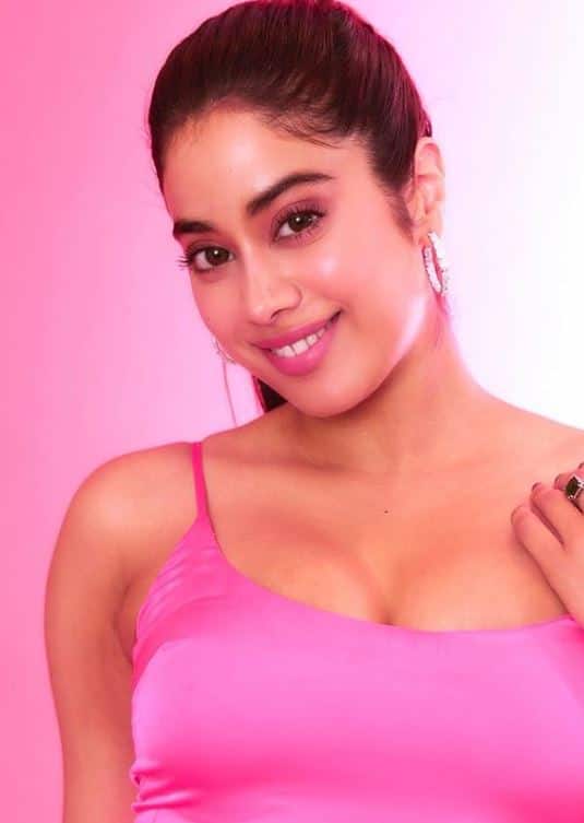 தேன் தித்திக்கின்ற ஒயினிஷ் இதழிச்சி