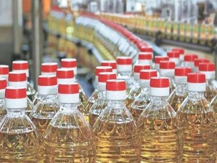 oil tax reduce tamilnadu kitchen oil rate reduce வரி குறைந்ததால் விலை குறைந்த சமையல் எண்ணெய்..! தமிழ்நாட்டில் தற்போதைய விலை நிலவரம் இதுதான்!!