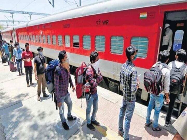 Chhath Puja: Passengers not getting tickets even in the special train for go to home on chhath puja Chhath Puja: छठ पूजा पर अपने गांव- अपने वतन जाने के लिए कुछ इस तरह परेशान हो रहे हैं यूपी, बिहार, झारखंड के यात्री