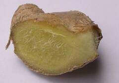 Benefits of Ginger: প্রতিদিন নির্দিষ্ট পরিমাণ আদার ব্যবহার, বাড়বে হজম ক্ষমতা, কমবে মুখের দাগ