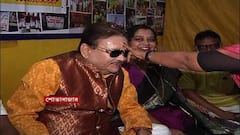 Madan Mitra: শোভাবাজারে দুর্বার মহিলা সমন্বয় সমিতির উদ্যোগে ভাই ফোঁটা নিলেন তৃণমূলের দুই বিধায়ক মদন মিত্র ও দেবাশিস কুমার। Bangla News