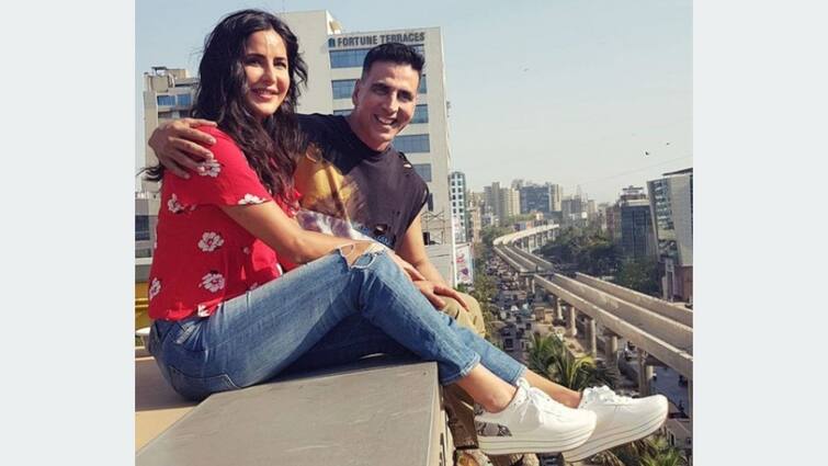 Tip Tip Song: Katrina Kaif’s Sizzling Avatar In New Song From Akshay Kumar’s ‘Sooryavanshi’, Watch Video sooryanvanshi tip tip song: 'টিপ টিপ বরষা পানি' গানে রোম্যান্টিকতায় ভিজলেন অক্ষয়-ক্যাটরিনা, মুক্তি পেল 'সূর্যবংশী'র নতুন গান