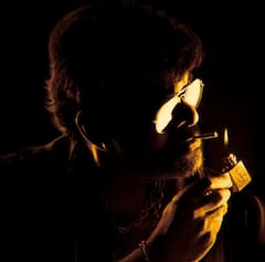 Mega154: మాస్ లుక్కులో మెగాస్టార్... అన్నయ్య అరాచకం ఆరంభం