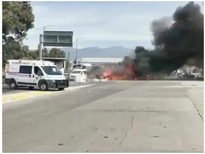 Mexico Road Accident: मेक्सिको में एक ट्रक ने टोल बूथ और अन्य वाहनों को मारी टक्कर, 19 लोगों की मौत