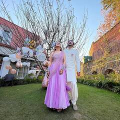 Jyotika Dilaik Engagement Pics: पिंक लहंगे में परी की तरह खूबसूरत लगीं Rubina Dilaik की बहन ज्योतिका, बॉयफ्रेंड Rajat Sharma से की सगाई