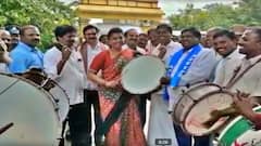 RK Roja: డప్పు దంచికొట్టిన ఎమ్మెల్యే రోజా