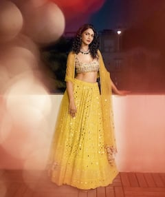 Allu Sneha Reddy Photos: అందానికే అందం... అల్లువారి కోడలు