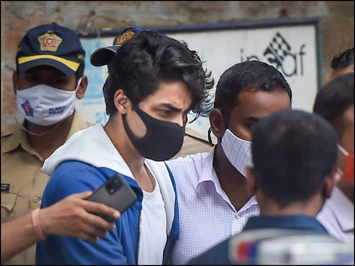 mumbai cruise drugs case aryan khan may appear before ncb to record his statement मुंबई क्रूझ ड्रग्ज प्रकरणाला वेगळं वळण; एनसीबीचं SIT पथक अॅक्शन मोडमध्ये, अनेक नावं रडारवर