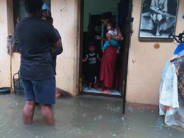 Chennai Rains: Heavy Rains Flood Arterial Roads & Inundate Homes In City & Surrounding Areas, To Last Till 9 AM