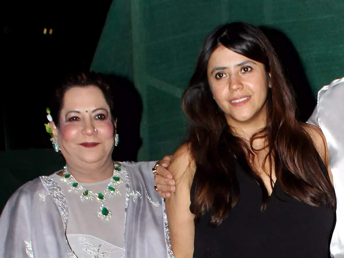 Ekta Kapoor का खुलासा- मां Shobha Kapoor ज्यादा फीस मांगने वाले एक्टर्स को शो से निकालने की देती हैं सलाह
