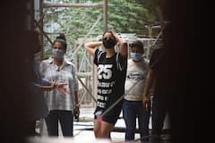 Amid Wedding Rumours, Ranbir, Alia And Neetu Kapoor Clicked At Construction Site Of New House