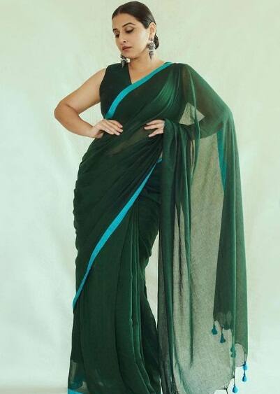 'লাগে রহো মুন্নাভাই' ছবি দিয়ে তিনি দর্শকদের আরও কাছের হয়ে ওঠেন।