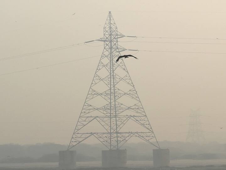 शून्य से 50 के बीच एक्यूआई को 'अच्छा', 51 से 100 के बीच को 'संतोषजनक', 101 से 200 को 'मध्यम', 201 से 300 को 'खराब', 301 से 400 के बीच 'बहुत खराब' और 401 से 500 को 'गंभीर' माना जाता है.