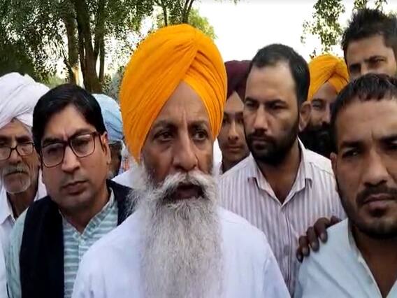 Farmer Protest: 26 नवंबर को संसद की तरफ बढ़ सकते हैं किसान, एसकेएम पर छोड़ा गया फैसला Farmer Protest: 26 नवंबर को संसद की तरफ बढ़ सकते हैं किसान, एसकेएम पर छोड़ा गया फैसला
