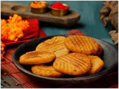 Chhath Puja 2021: इन 5 पारंपरिक पकवानों के बिना अधूरी है छठ पूजा, प्रसाद में है विशेष महत्व