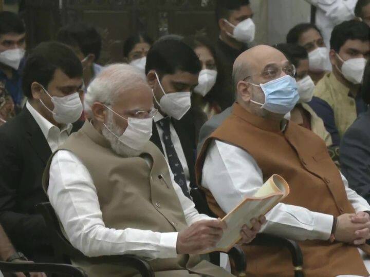 Padma Awards 2021: राष्ट्रपति भवन में 119 हस्तियां पद्म अवॉर्ड से सम्मानित, देखें Photos
