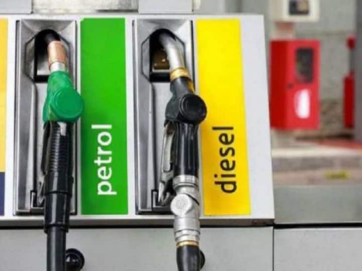 Petrol Diesel Rate Today 21 December 2021: जानें पेट्रोल-डीजल के रेट, इस राज्य में आज बंद रहेंगे पेट्रोल पंप-घर से निकलने से पहले चेक करें