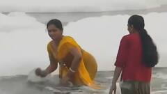 Delhi: यमुना में दिखा चारो तरफ झाग ही झाग..छठ मनाने को लेकर सियासत तेज