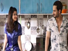 Bigg Boss 15: क्या Umar Riaz बिग बॉस 12 की कंटेस्टेंट Saba Khan को करते हैं डेट? यहां पढ़े पूरी डिटेल...