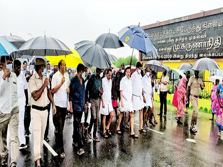 நெரிசலில் சிக்கிய அமைச்சர் வாகனம்... கட்டுமான பணிகளை நிறுத்த உத்தரவு!