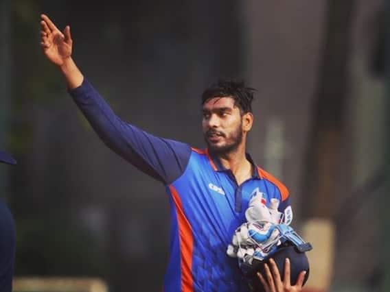 Syed Mushtaq Ali Trophy: केकेआर के आलराउंडर वेंकटेश अय्यर ने घरेलू टूर्नामेंट में फेंका जादुई स्पैल, 24 गेंदों में दिए महज 2 रन Syed Mushtaq Ali Trophy: केकेआर के आलराउंडर वेंकटेश अय्यर ने घरेलू टूर्नामेंट में फेंका जादुई स्पैल, 24 गेंदों में दिए महज 2 रन