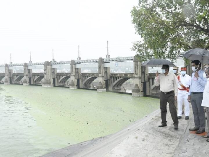 The Mettur Dam is expected to reach full capacity tomorrow for the 44th time in 88 years. 44வது முறையாக முழு கொள்ளவை எட்டும் மேட்டூர் அணை!