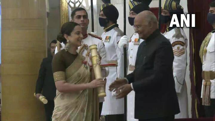 कंगना रणौत हिला कला क्षेत्राशी निगडित लोकांमध्ये पद्मश्री पुरस्कार 2021 ने सन्मानित करण्यात आले.