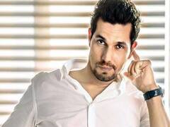 Salman Khan से लेकर Randeep Hooda वो सुपरस्टार जिन्होंने आज तक नहीं की तक शादी, 45 साल पार कर चुके हैं ये हीरो