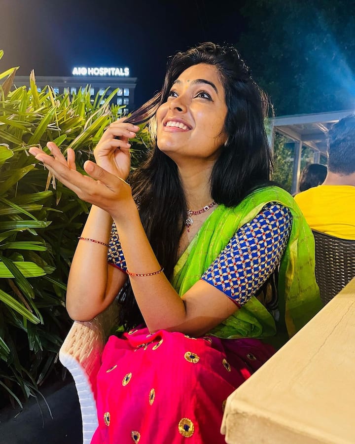 దివి వైద్య క్యూట్ ఫోటోస్ (Image credit: Instagram)
