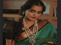 Ramya Nambeesan Photos: சிறுகதை யென்பது நீ கண் மூடி திறத்தல் - ரம்யா நம்பீசன் புகைப்படத் தொகுப்பு இங்கே