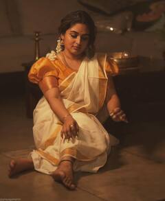 Prayaga Martin Photos: கிட்டார் கம்பி மேலே நின்று... ப்ரயாகா மார்ட்டின் புகைப்படங்கள்