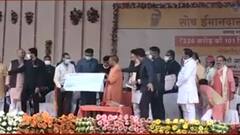 UP Chunav: SP की सीटों पर CM Yogi की नजर, क्या सौगातें दिखाएंगी असर? | Mudde ki Baat