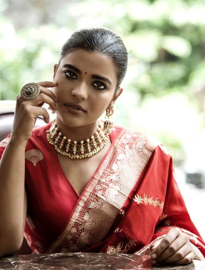 வா கனியே.. முக்கனியே தீயோடும் பனியே.