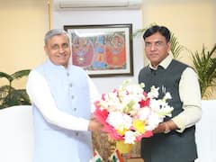 Haryana News: हरियाणा के कृषि मंत्री ने केंद्रीय उर्वरक मंत्री से की मुलाकात, प्रदेश में नहीं है खाद की किल्लत