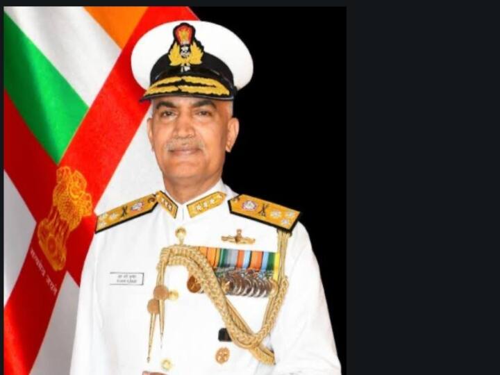 New Navy Chief: वाइस एडमिरल आर हरी कुमार होंगे नौसेना के नए चीफ, 30 नवंबर को संभालेंगे पदभार Vice Admiral R Hari Kumar has been appointed as the next chief of naval staff New Navy Chief: वाइस एडमिरल आर हरी कुमार होंगे नौसेना के नए चीफ, 30 नवंबर को संभालेंगे पदभार