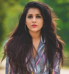 Rashmi Gautam Photos : 