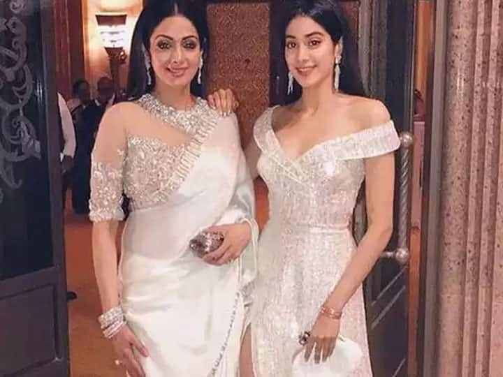 Bollywood News Sridevi Wanted Janhvi Kapoor To Be A Doctor Sridevi अपनी बेटी Janhvi Kapoor को एक्ट्रेस नहीं बल्कि बनाना चाहती थीं डॉक्टर