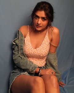 Payal Rajputh Photos: మబ్బులోన వానవిల్లులా...మట్టిలోన నీటిజల్లులా... అందమైన పాయల్
