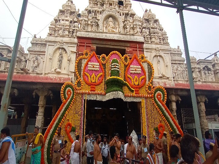 ‛அசுரரை வென்ற இடம் அது தேவரைக் காத்த இடம்...‛ விமர்சையாக நடந்த சூரசம்ஹார விழா!