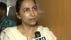 Sameer Wankhede's wife Kranti Redkar, and father to meet Maharashtra governor BS Koshyari