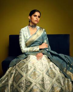 Sai Tamhankar : ट्रॅडीशनल लूक मध्ये सईचं खुललं सौंदर्य, पहा तिचे क्लासी फोटो